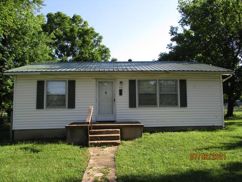 810 E Jack St, Salem, MO 65560 photo 1