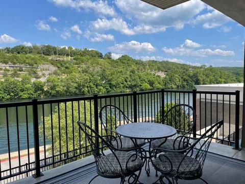 10303 Branson Landing Blvd, Branson, MO 65616 photo 1