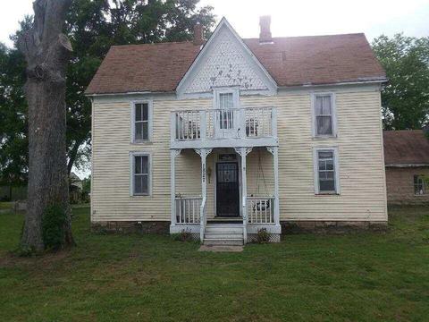 1827 Old Wire Rd, Marshfield, MO 65706 photo 1