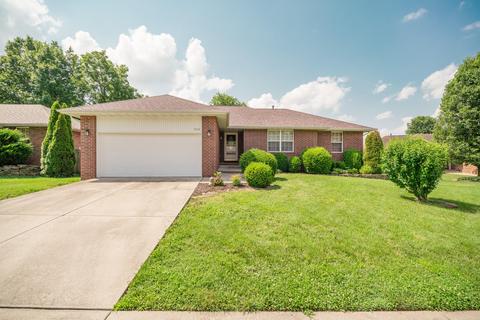 3832 W Creekside Ct, Springfield, MO 65802 photo 1
