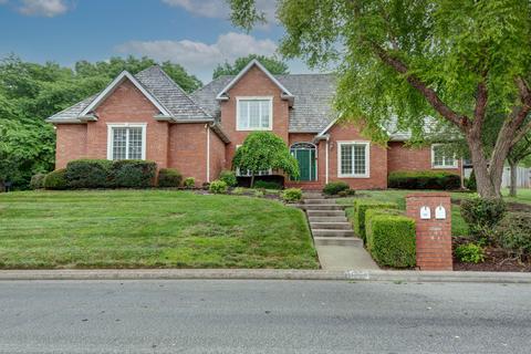 1947 E Norshire St, Springfield, MO 65804 photo 1