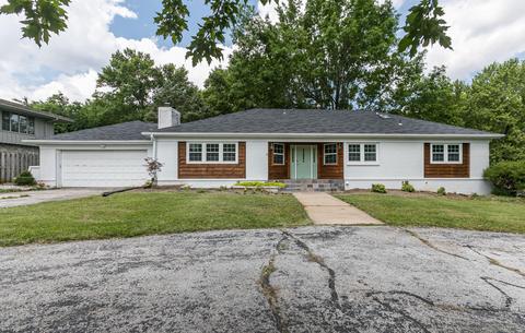 1525 S Devon Rd, Springfield, MO 65809 photo 1
