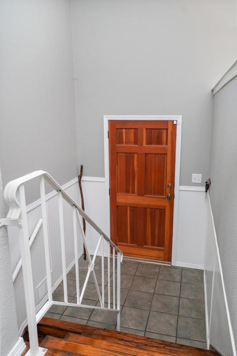 1028 E Mcclernon St, Springfield, MO 65803 photo 1