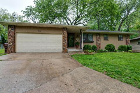 952 E Caravan St, Springfield, MO 65803 photo 1