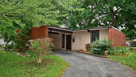 736 N Burton Ave, Springfield, MO 65802 photo 1