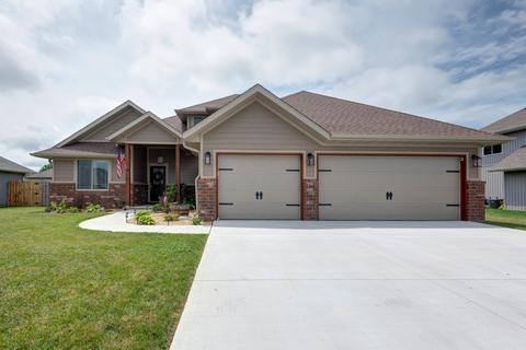 1690 E Pea Ridge Dr, Republic, MO 65738 photo 1