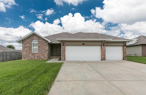 3017 E Marshall St, Republic, MO 65738 photo 1