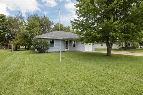 247 E Mcvay St, Marshfield, MO 65706 photo 1