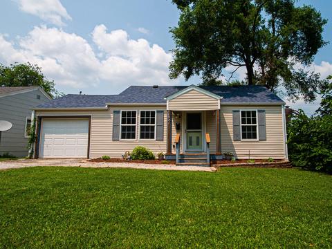 1921 E Cairo St, Springfield, MO 65802 photo 1