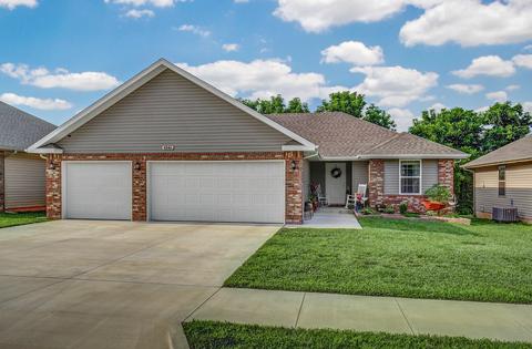 4541 W Tarkio St, Springfield, MO 65802 photo 1
