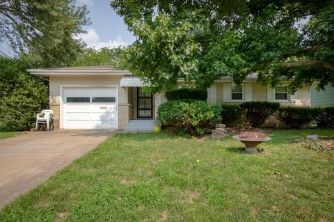508 S Forest Ct, Springfield, MO 65806 photo 1