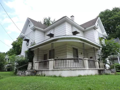 629 W Lynn St, Springfield, MO 65802 photo 1