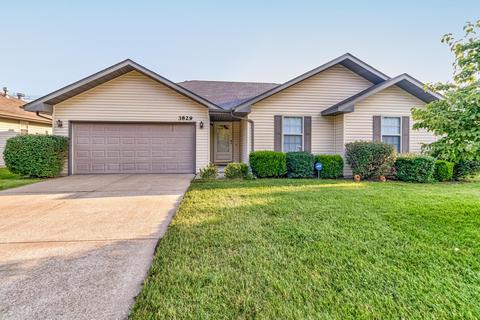 3829 W Hovey St, Springfield, MO 65803 photo 1