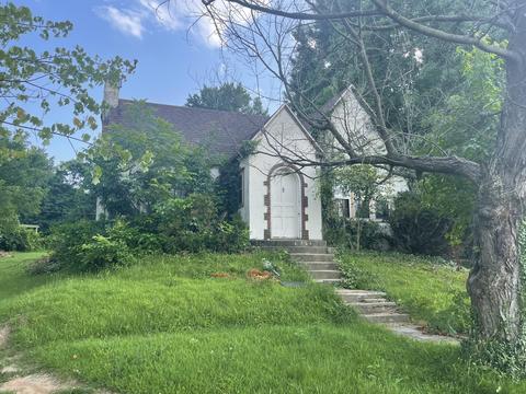 1714 W Sunshine St, Springfield, MO 65807 photo 1