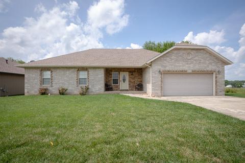 3807 N Bridgewood Ave, Springfield, MO 65803 photo 1