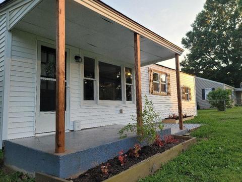 2726 W State St, Springfield, MO 65802 photo 1