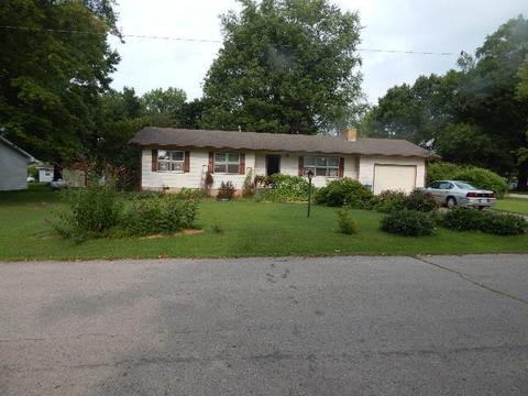 319 Posey St, Ava, MO 65608 photo 1