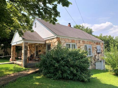 602 Chestnut St, Thayer, MO 65791 photo 1