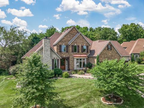 3111 W Cedarbluff Dr, Springfield, MO 65810 photo 1