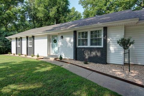 3225 S Franklin Ave, Springfield, MO 65807 photo 1