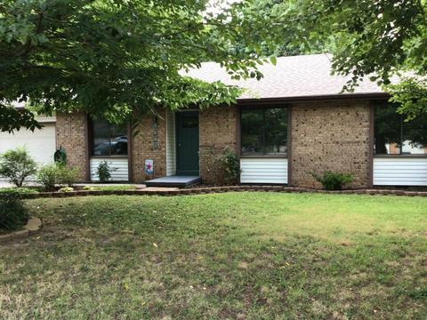 1403 E Kentwood St, Republic, MO 65738 photo 1