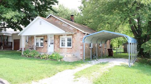 2140 E Cairo St, Springfield, MO 65802 photo 1