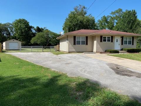 2305 E Atlantic St, Springfield, MO 65803 photo 1