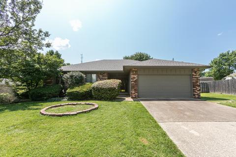4065 S Ashmont Ave, Springfield, MO 65807 photo 1