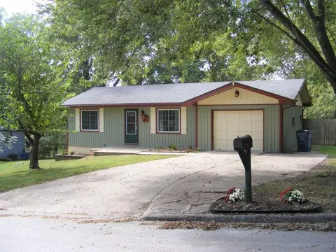 807 S 6th Ave, Ozark, MO 65721 photo 1