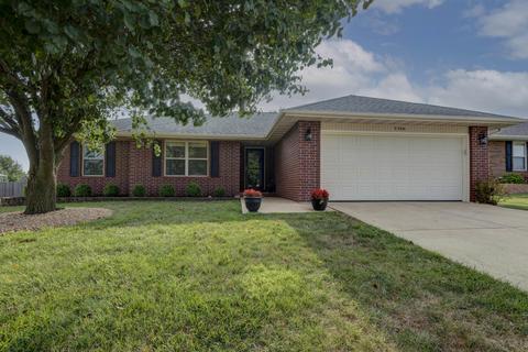 3386 S Valley View Dr, Springfield, MO 65807 photo 1