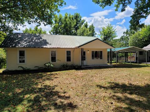 209 E Maud Ave, Crane, MO 65633 photo 1