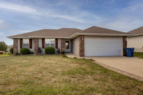 209 Ashton Ave, Clever, MO 65631 photo 1