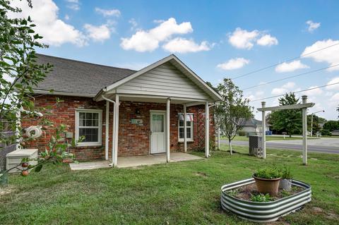 105 N Elm Ave, Clever, MO 65631 photo 1