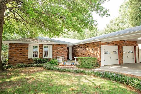 1610 W Berkeley St, Springfield, MO 65807 photo 1