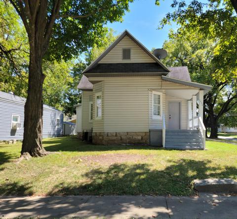 1230 W Thoman St, Springfield, MO 65803 photo 1