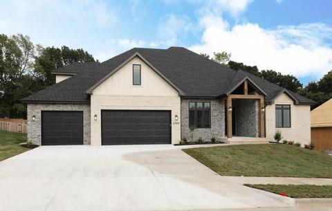4740 E Forest Trails Dr, Springfield, MO 65809 photo 1