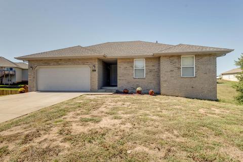 1913 N Gregory Dr, Nixa, MO 65714 photo 1