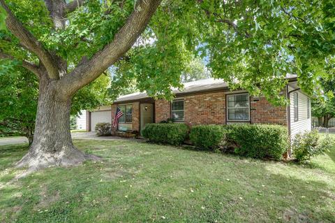 1250 S Meadowview Ave, Springfield, MO 65804 photo 1