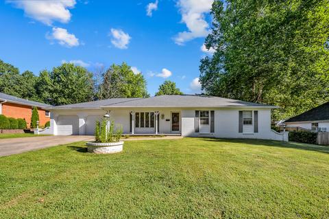 2119 E Shady Glen Dr, Springfield, MO 65804 photo 1