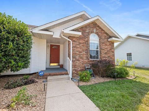 1206 W School St, Ozark, MO 65721 photo 1