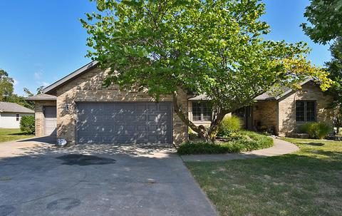 1925 W Cardinal Ln, Aurora, MO 65605 photo 1