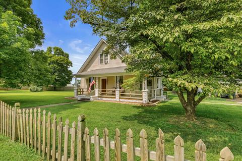 1301 S Kansas Ave, Springfield, MO 65807 photo 1
