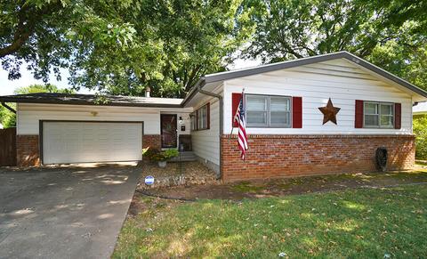 1954 S Nettleton Ave, Springfield, MO 65807 photo 1
