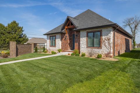 3811 E Brookdale Ter, Springfield, MO 65802 photo 1