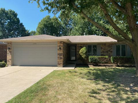1425 S Lovers Ln, Springfield, MO 65804 photo 1