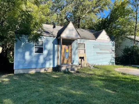 742 N Warren Ave, Springfield, MO 65802 photo 1
