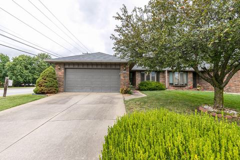 1405 E Powell St, Springfield, MO 65804 photo 1