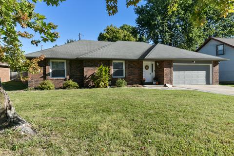 2759 W Swan St, Springfield, MO 65807 photo 1