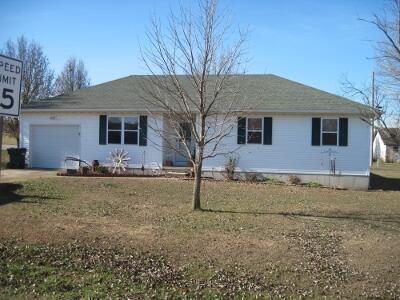 719 S Chestnut St, Buffalo, MO 65622 photo 1