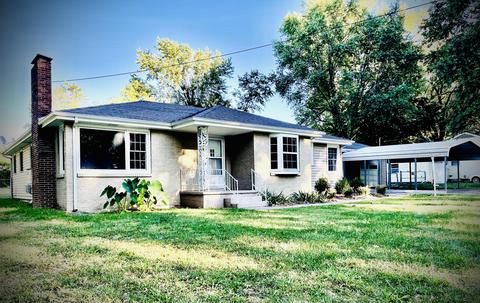 2232 S Roanoke Ave, Springfield, MO 65807 photo 1